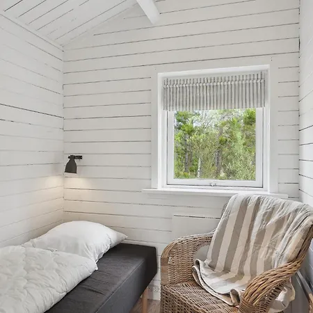 Stunning In With Kitchen Feriehus